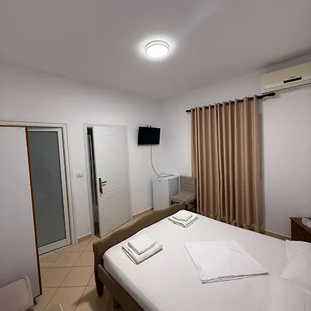 Family Apartment *