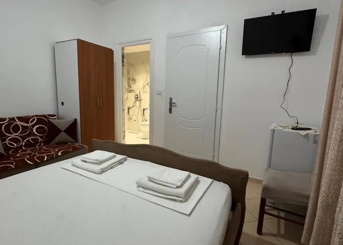 Family Apartment Ksamil